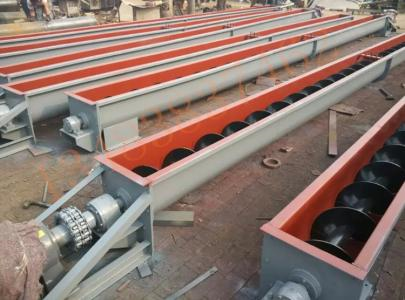 槽式螺旋輸送機(jī)廠家設(shè)備展示 槽式螺旋輸送機(jī)廠家設(shè)備展示