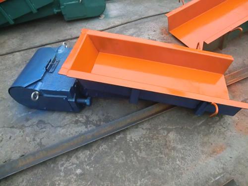 電磁振動(dòng)給料機(jī) 電磁振動(dòng)給料機(jī)