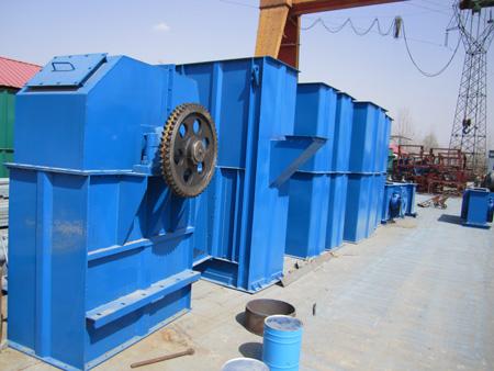 板鏈斗式提升機(jī) 板鏈斗式提升機(jī)