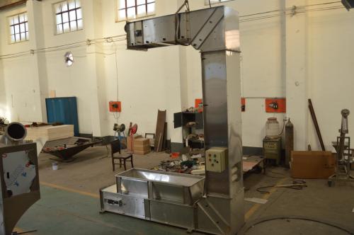 轉(zhuǎn)斗式提升機(jī)的分類(lèi)