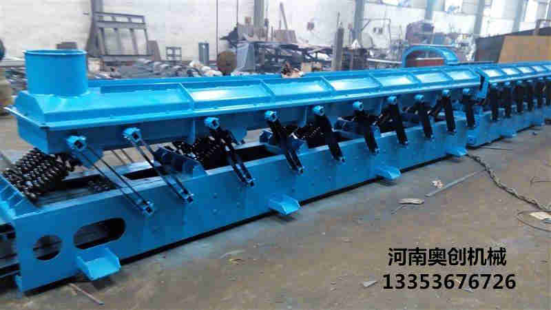 SCG型長(zhǎng)距離耐高溫水平輸送機(jī)3