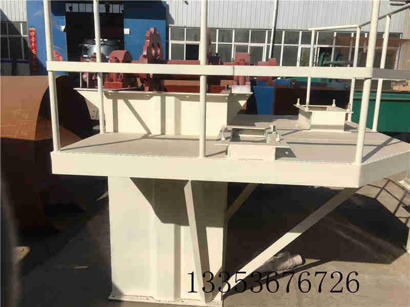 板鏈斗式提升機2 板鏈斗式提升機2