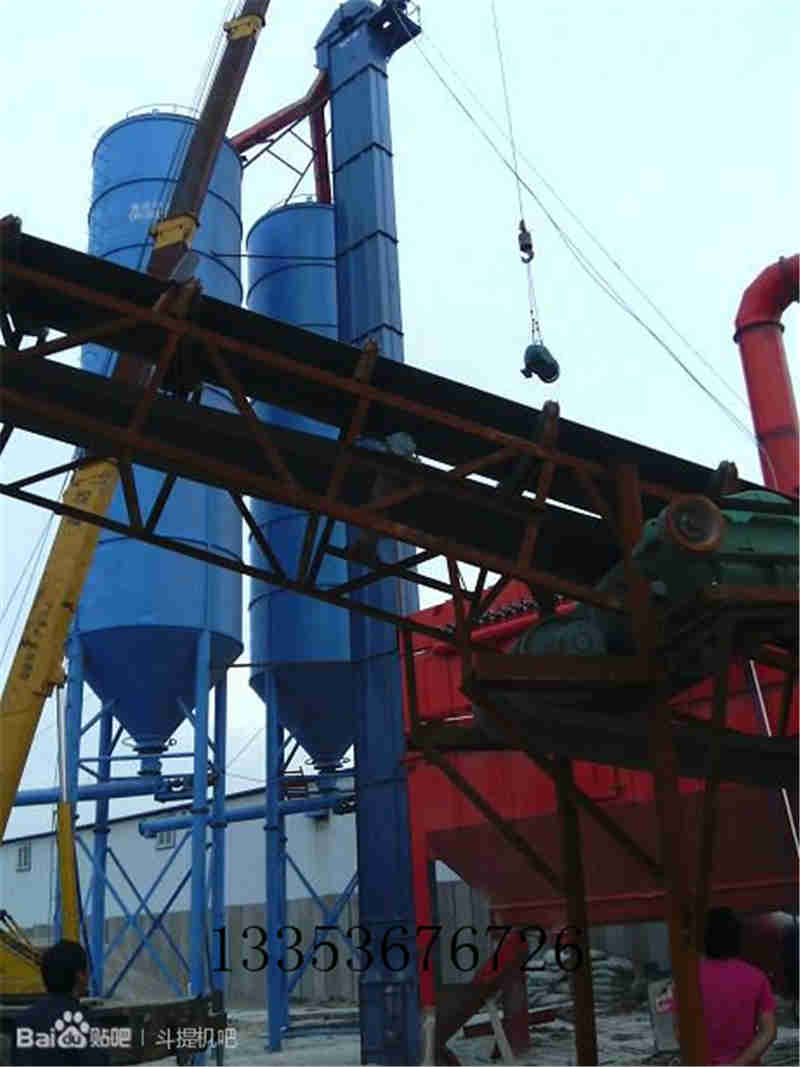 斗式提升機(jī)和皮帶輸送機(jī)這兩種輸送設(shè)備的主要區(qū)別在哪？