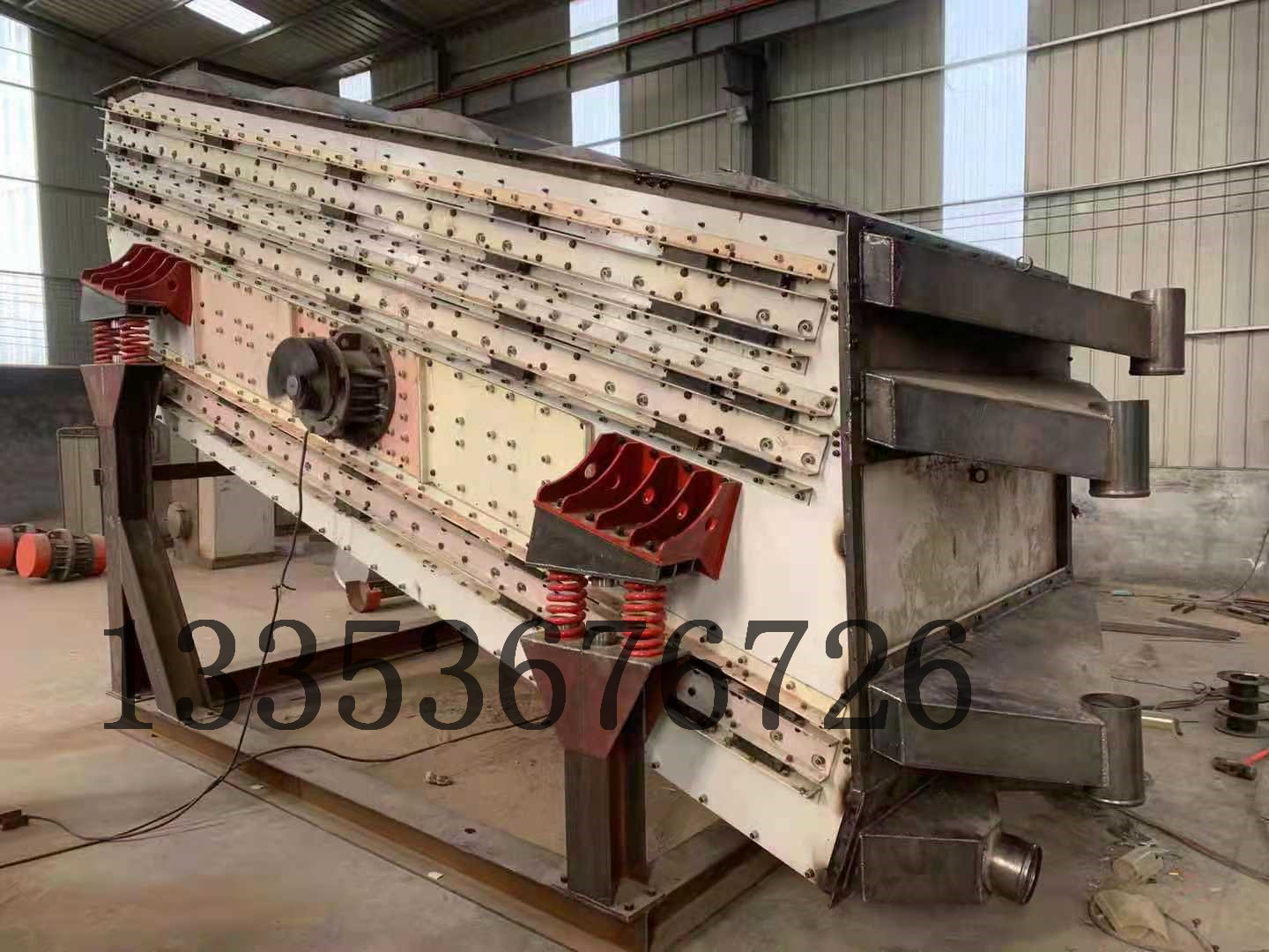 鋁礬土分級處理弛張篩分機(jī)