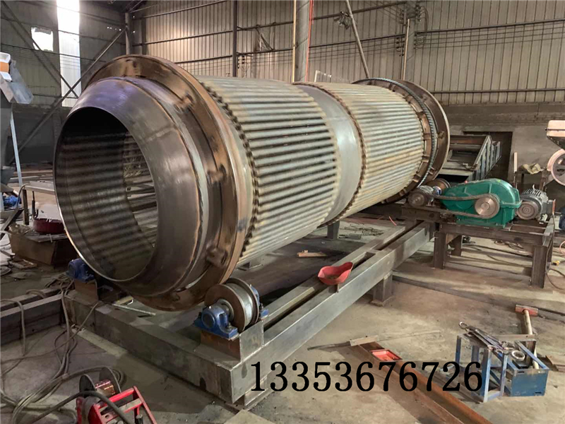 滾筒篩廠家如何根據(jù)性能特點(diǎn)選用齒圈式滾筒篩？