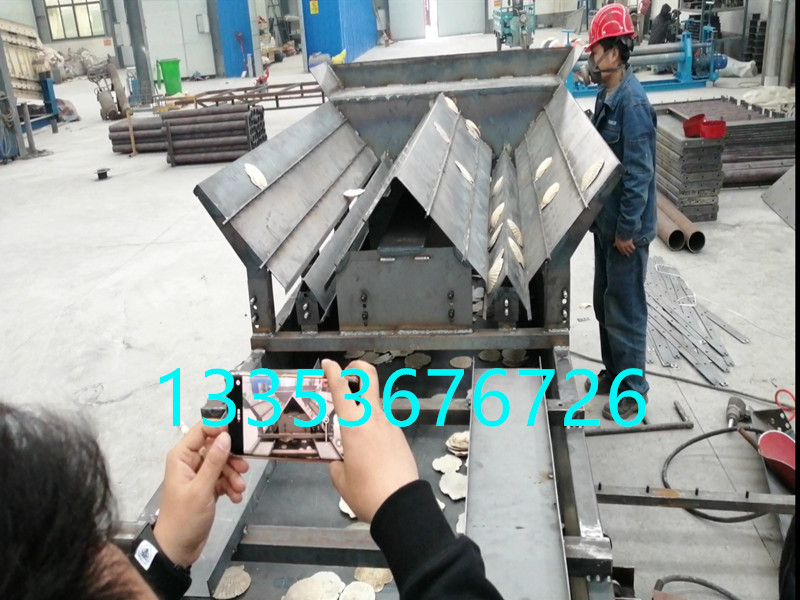 扇貝排序振動篩可實現(xiàn)多重情況分級排序！